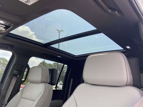 New 2026 GMC Yukon XL Elevation w/ Elevation Premium Package RWD image 14