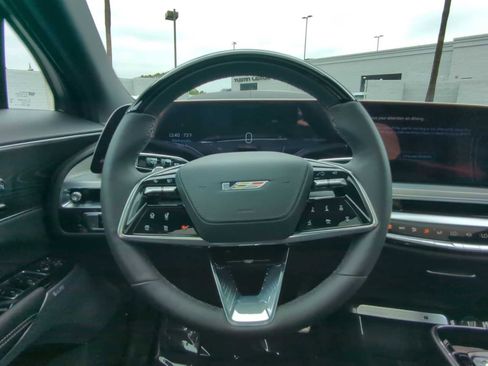 New 2026 Cadillac Lyriq V image 14