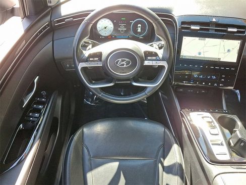 Used 2022 Hyundai Tucson Limited image 12