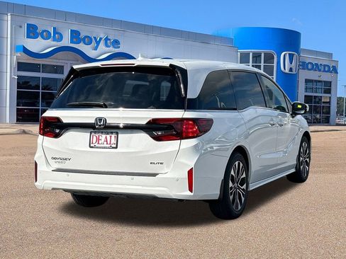 New 2026 Honda Odyssey Elite image 5