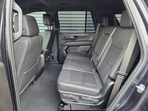 Used 2025 Chevrolet Tahoe LT image 10