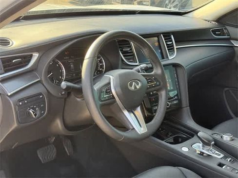 Used 2022 INFINITI QX50 Pure image 11