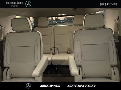 Used 2021 GMC Yukon XL Denali w/ Denali Premium Package image 19