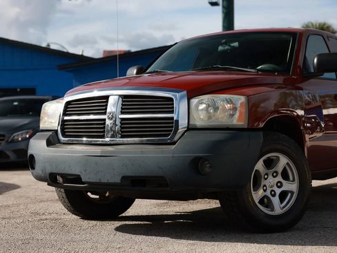 Used 2006 Dodge Dakota SLT w/ Trailer Tow Group AWD/4WD image 22