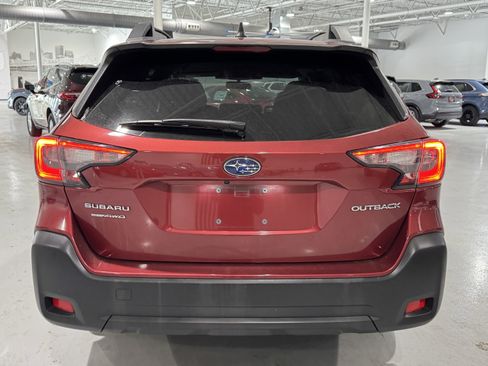 Used 2023 Subaru Outback Premium image 14