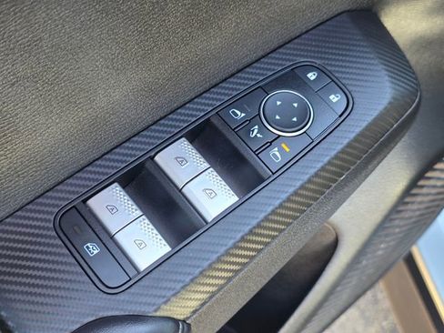 Used 2024 Mitsubishi Outlander SE image 20