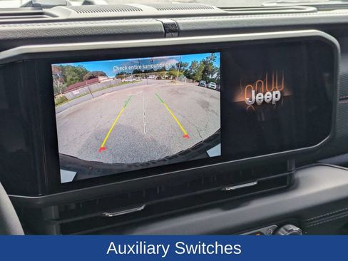 Used 2026 Jeep Wrangler Unlimited Rubicon w/ Steel Bumper Group AWD/4WD image 22