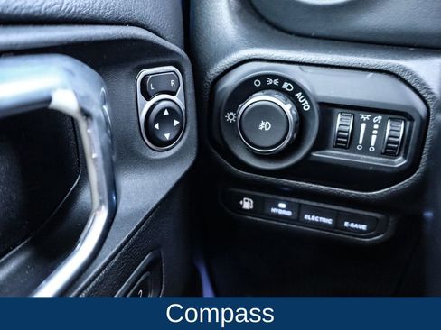 Used 2022 Jeep Wrangler Unlimited Sahara w/ Cold Weather Group image 20