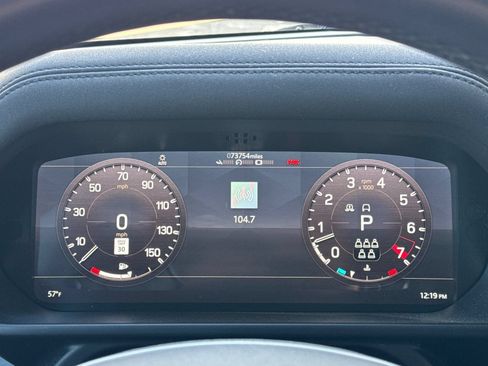 Used 2020 Land Rover Defender 110 First Edition AWD/4WD image 24