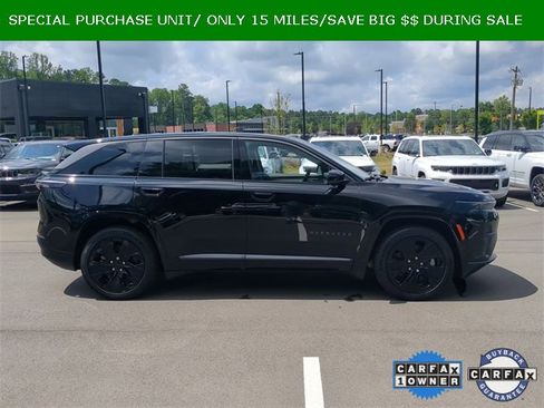 Used 2025 Jeep Wagoneer S Launch Edition image 21