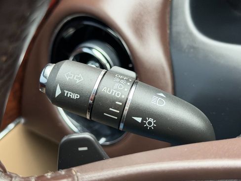 Used 2015 Jaguar XJ L Portfolio image 40