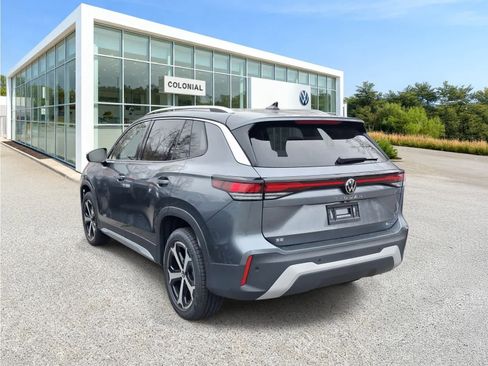 New 2026 Volkswagen Tiguan SE AWD/4WD image 8