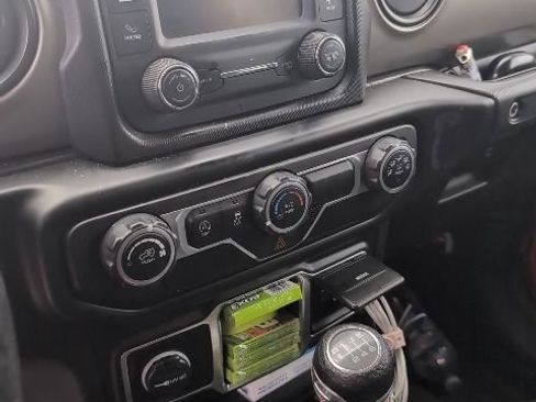 Used 2021 Jeep Wrangler Unlimited Sport image 9