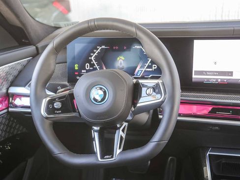 Used 2025 BMW i7 xDrive60 image 12