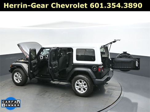 Used 2021 Jeep Wrangler Unlimited Islander image 49