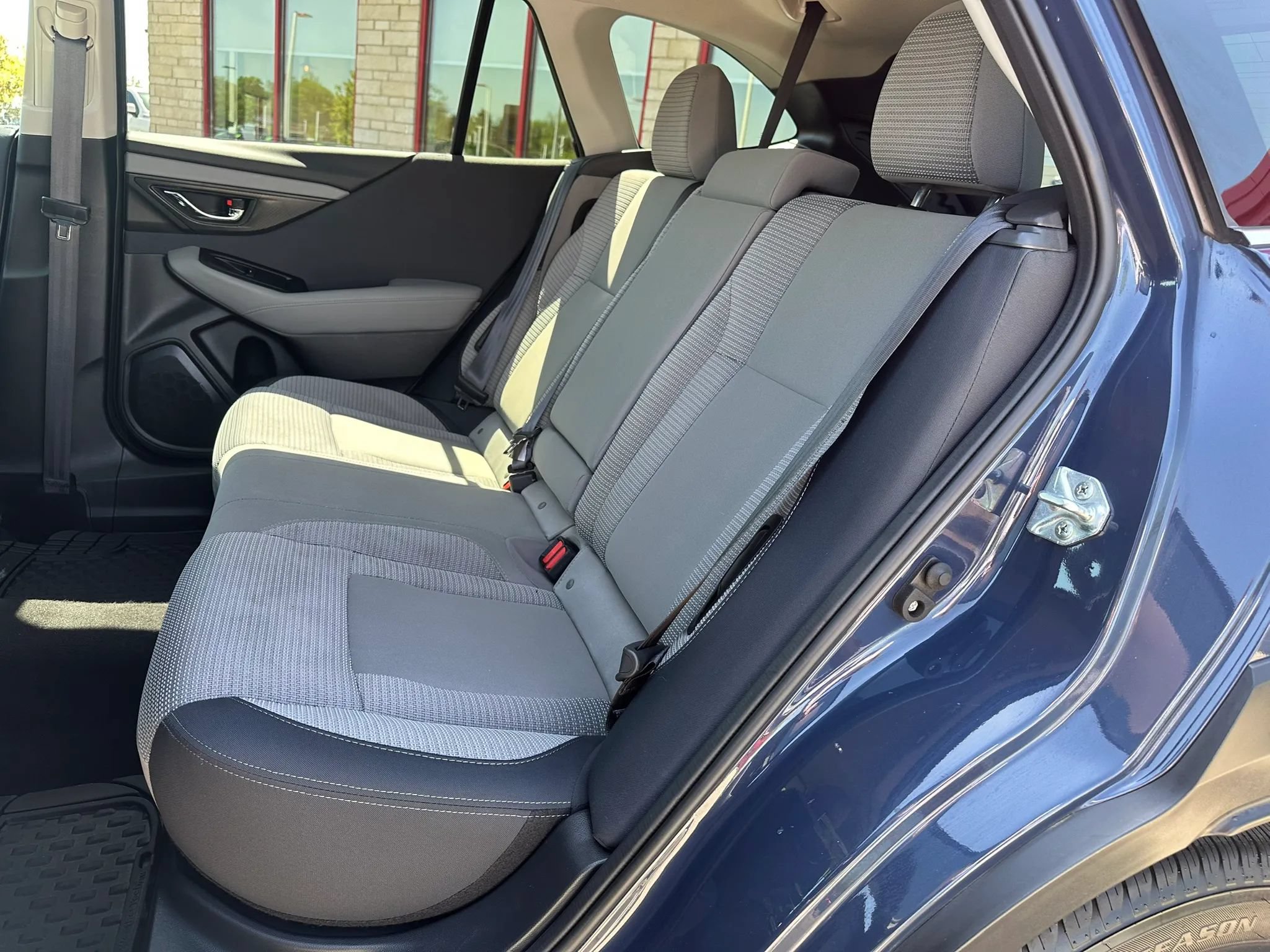 Used 2023 Subaru Outback Premium AWD/4WD image 12