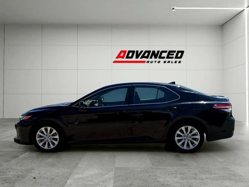 Used 2020 Toyota Camry LE w/ Convenience Package FWD image 8