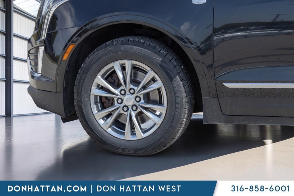 Used 2020 Cadillac XT5 Premium Luxury AWD/4WD image 31