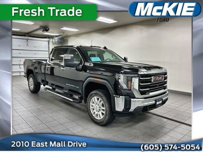Used 2024 GMC Sierra 2500 SLT w/ SLT Premium Package