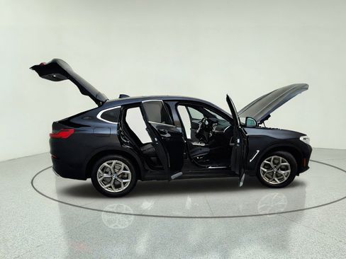Used 2020 BMW X4 xDrive30i w/ Premium Package AWD/4WD image 15