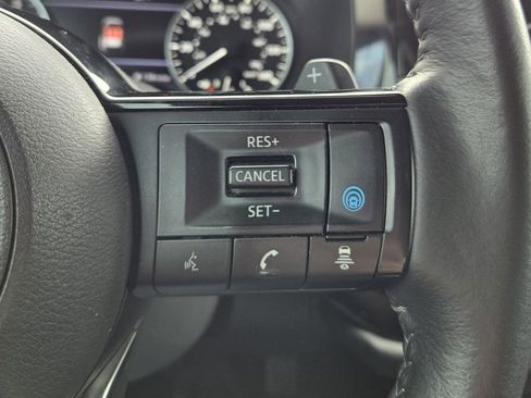 Used 2022 Nissan Pathfinder SL image 20