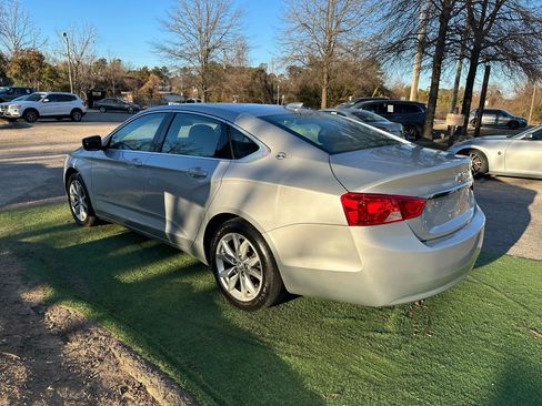 Used 2019 Chevrolet Impala LT image 5