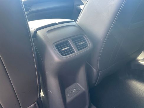 Used 2024 Buick Envision Preferred image 23