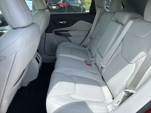 Used 2021 Jeep Cherokee Limited w/ Elite Package image 13