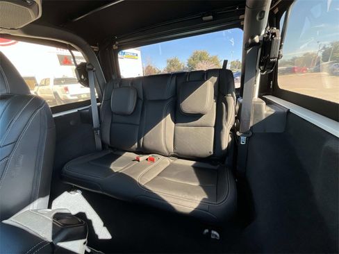 Used 2021 Jeep Wrangler Sport S image 11