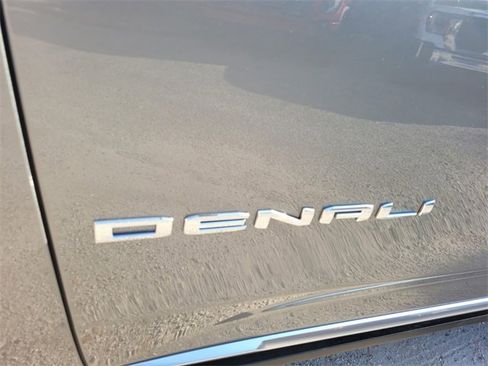 New 2026 GMC Yukon Denali w/ Sun & Power Step Package image 3
