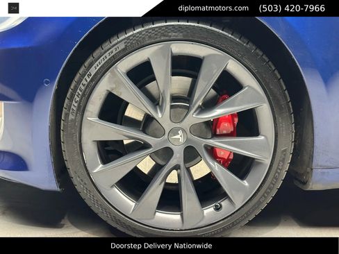 Used 2018 Tesla Model S P100D image 36