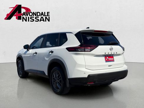 Certified 2026 Nissan Rogue S FWD image 4