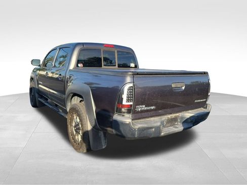 Used 2015 Toyota Tacoma PreRunner w/ Convenience Package RWD image 16
