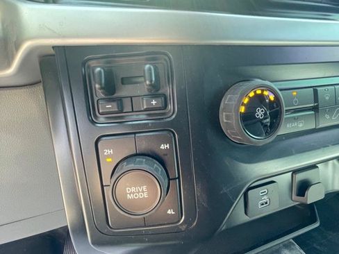 Used 2022 Ford F150 XL w/ Equipment Group 101A High AWD/4WD image 18