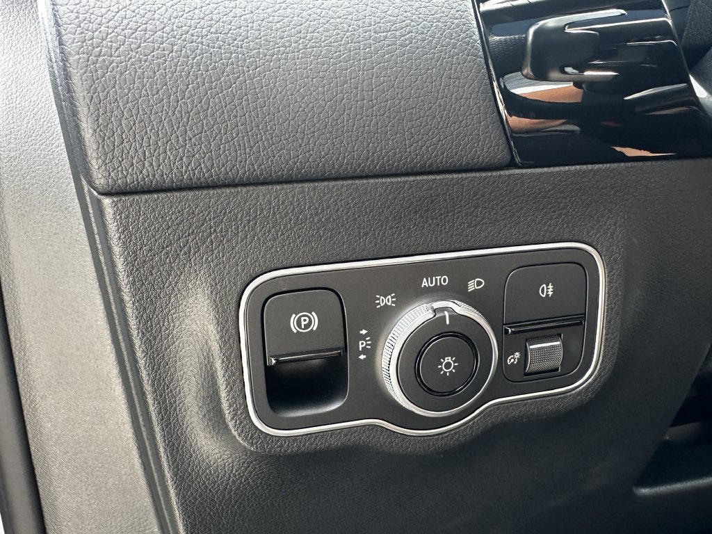 Certified 2026 Mercedes-Benz GLA 35 AMG 4MATIC image 34