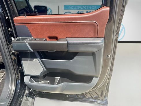 Used 2023 Ford F150 Lariat AWD/4WD image 31