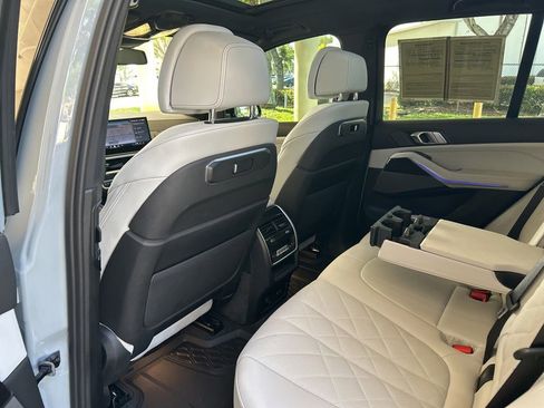Used 2024 BMW X5 xDrive40i w/ M Sport Package image 49