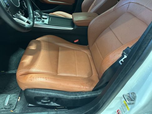 Used 2024 Jaguar XF R-Dynamic SE image 6