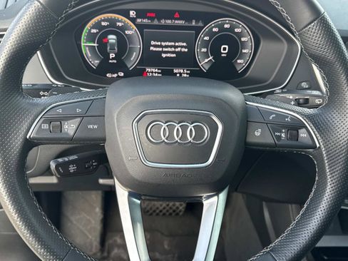 Used 2021 Audi Q5 e Premium Plus w/ Premium Plus Package image 27