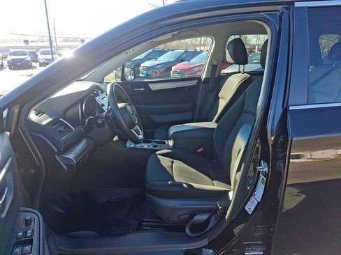 Used 2018 Subaru Outback 2.5i Premium image 13