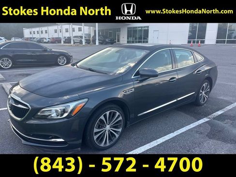 Used 2017 Buick LaCrosse Essence w/ Sun and Shade Package FWD image 3