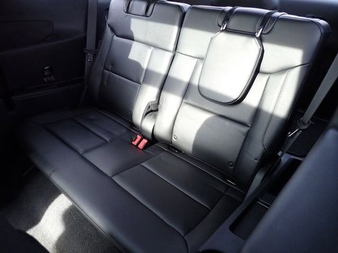 Certified 2022 Ford Explorer Limited w/ Equipment Group 301A image 19