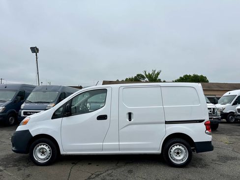Used 2019 Nissan NV200 S w/ Cruise Control Package image 23