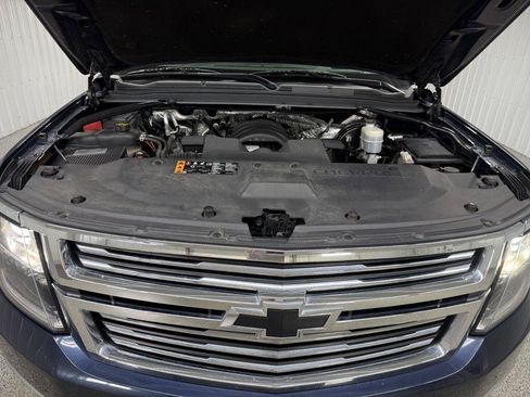 Used 2017 Chevrolet Suburban Premier AWD/4WD image 54