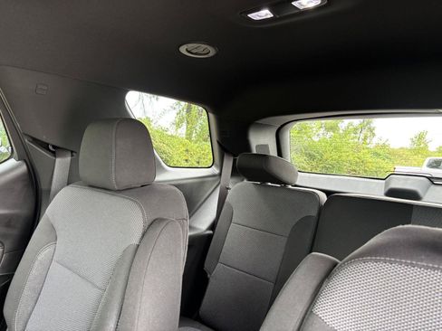 Used 2023 Chevrolet Traverse LT AWD/4WD image 15
