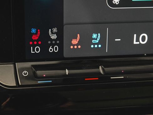 Used 2025 Volkswagen Atlas SEL Premium R-Line AWD/4WD image 29