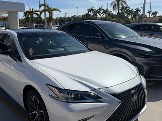 Used 2023 Lexus ES 350 w/ Premium Package FWD video 1