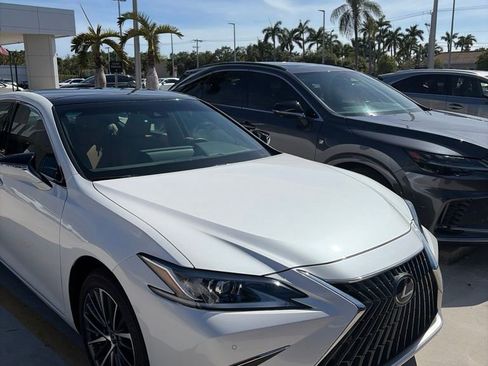 Used 2023 Lexus ES 350 w/ Premium Package FWD image 1
