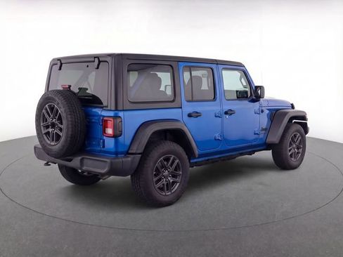 Used 2024 Jeep Wrangler Sport S image 4