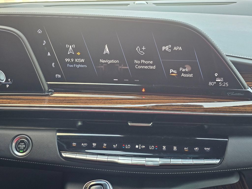 Used 2021 Cadillac Escalade Premium Luxury w/ Driver Assist Tech Package AWD/4WD image 32